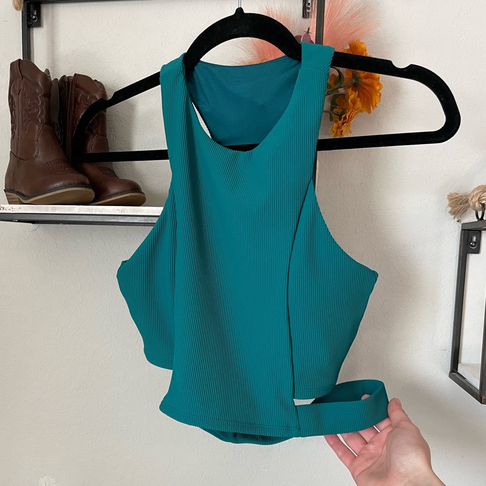 Green Kiava sports top crop top sports bra size x-small